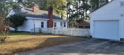 2906 Rouse Road Kinston NC 28504