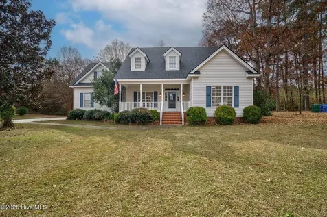 304 Woodfield Drive Nashville NC 27856