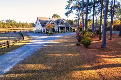 300 Good Barn Road Vass NC 28394
