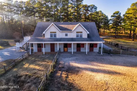 300 Good Barn Road Vass NC 28394