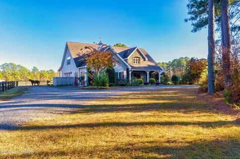 300 Good Barn Road Vass NC 28394