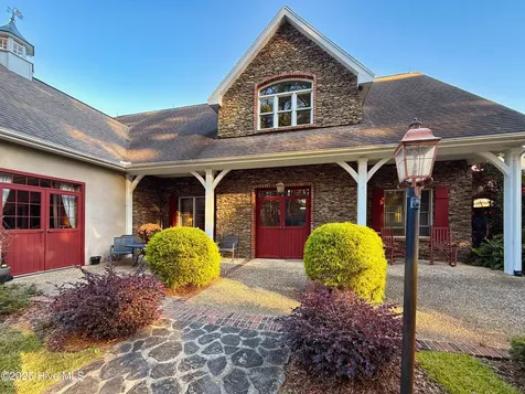 300 Good Barn Road Vass NC 28394