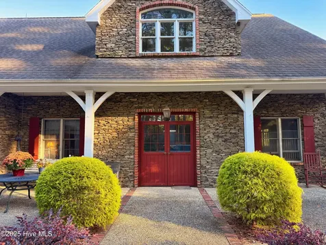 300 Good Barn Road Vass NC 28394
