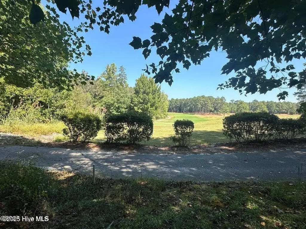 19 Granger Drive Pinehurst NC 28374