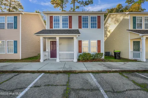 4608 Crawdad Court Wilmington NC 28405