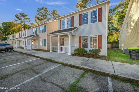 4608 Crawdad Court Wilmington NC 28405