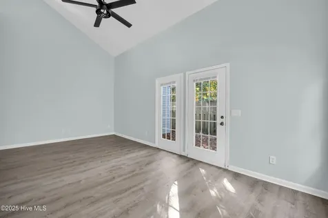 4608 Crawdad Court Wilmington NC 28405