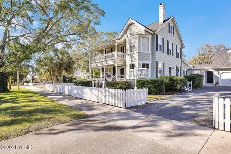 6098 Turtlewood Drive Southport NC 28461