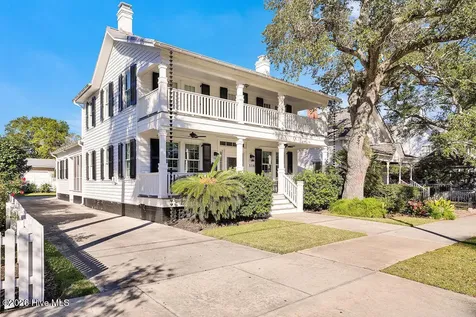 6098 Turtlewood Drive Southport NC 28461