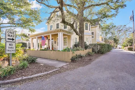 6098 Turtlewood Drive Southport NC 28461