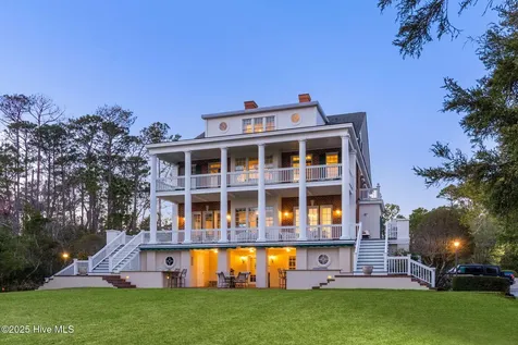 118 Buena Vista Drive Newport NC 28570