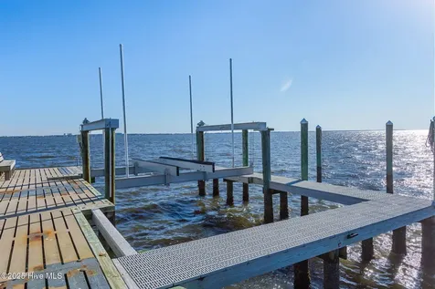 118 Buena Vista Drive Newport NC 28570