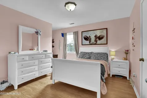 21801 Us-17 Hampstead NC 28443