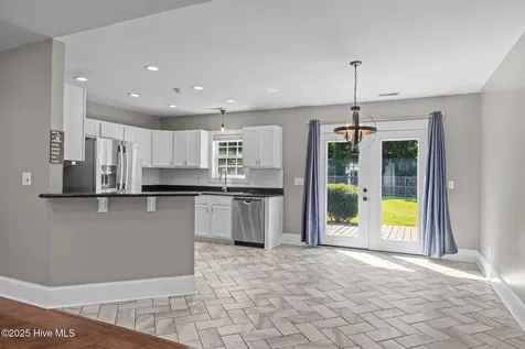 1199 Nine Foot Road Newport NC 28570