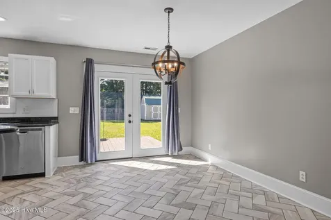 1199 Nine Foot Road Newport NC 28570