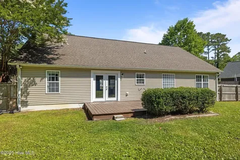 1199 Nine Foot Road Newport NC 28570