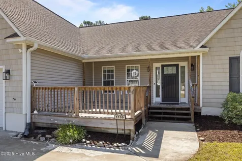 1199 Nine Foot Road Newport NC 28570