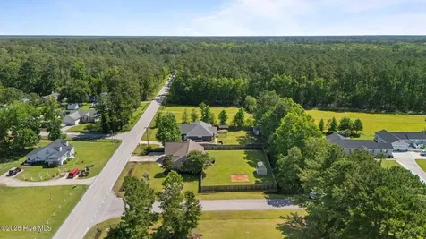 1199 Nine Foot Road Newport NC 28570