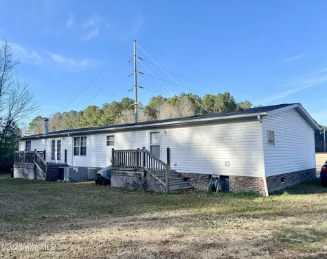 667 Fountain School Road Battleboro NC 27809