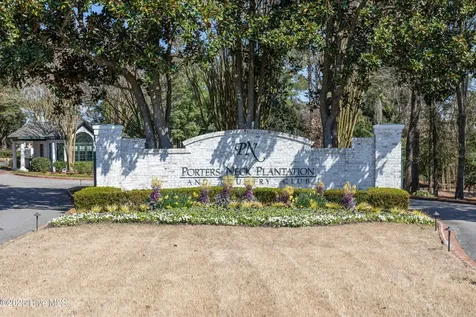 361-362 Greenview Ranch Wilmington NC 28411
