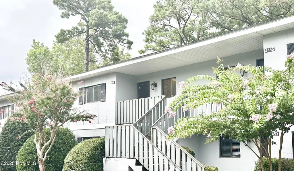 4451 Holly Tree Road Wilmington NC 28412