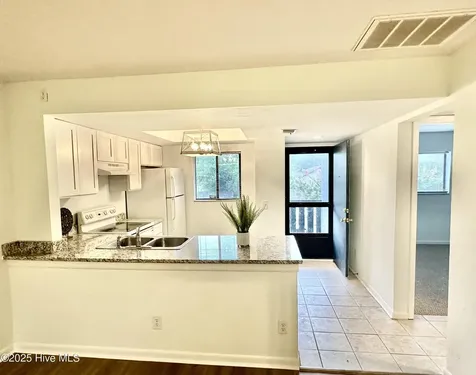 4451 Holly Tree Road Wilmington NC 28412