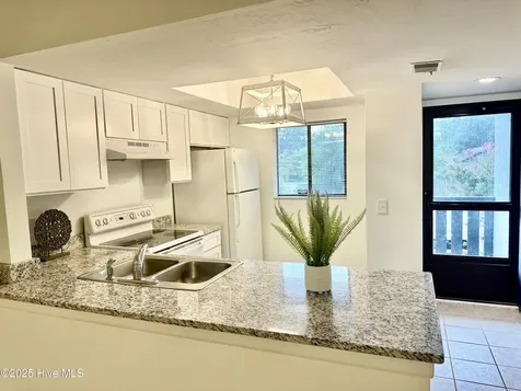 4451 Holly Tree Road Wilmington NC 28412