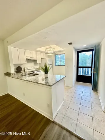 4451 Holly Tree Road Wilmington NC 28412