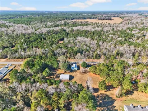 1986 Big Neck Road NW Ash NC 28420