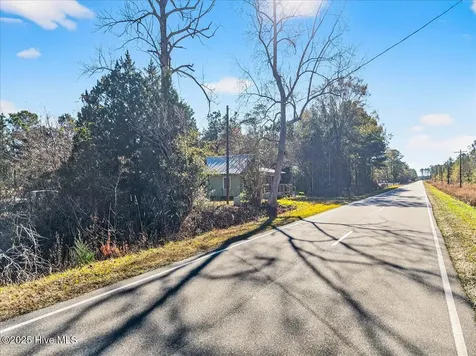 1986 Big Neck Road NW Ash NC 28420