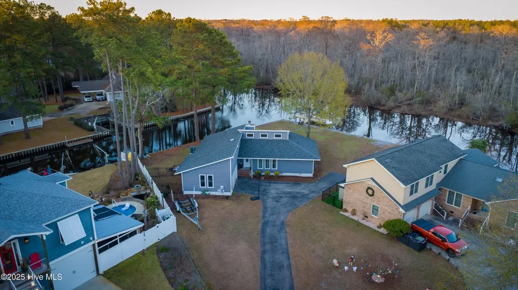 107 Knotline Road New Bern NC 28562