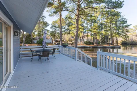 107 Knotline Road New Bern NC 28562