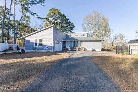 107 Knotline Road New Bern NC 28562