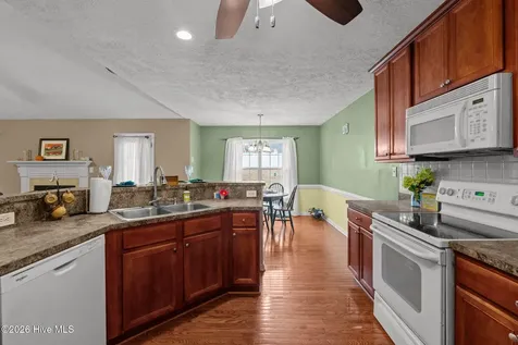 101 Pine Brae Lane Aberdeen NC 28315