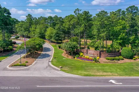894 Hollybriar Drive SE Bolivia NC 28422