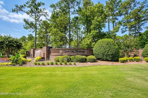 894 Hollybriar Drive SE Bolivia NC 28422