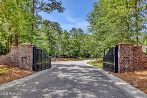 894 Hollybriar Drive SE Bolivia NC 28422
