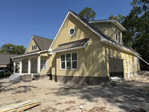894 Hollybriar Drive SE Bolivia NC 28422