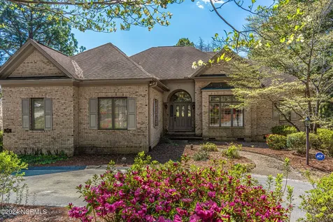 215 Plantation Drive Southern Pines NC 28387