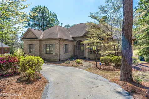 215 Plantation Drive Southern Pines NC 28387