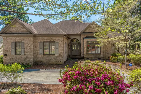215 Plantation Drive Southern Pines NC 28387