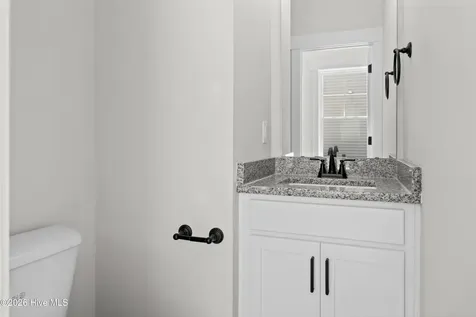 318 Hawks Bluff Drive New Bern NC 28560