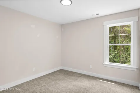 302 Hawks Bluff Drive New Bern NC 28560