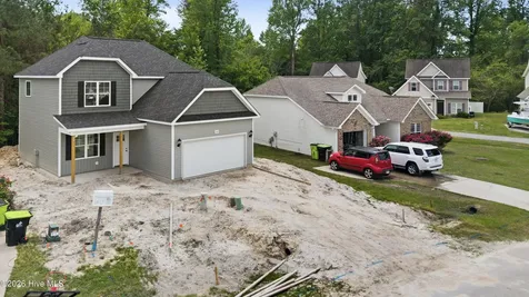 302 Hawks Bluff Drive New Bern NC 28560