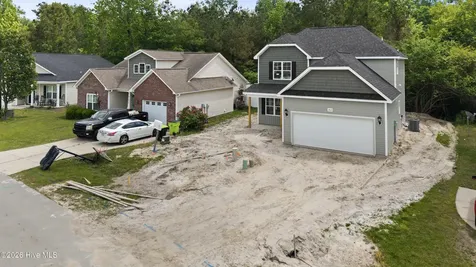 302 Hawks Bluff Drive New Bern NC 28560