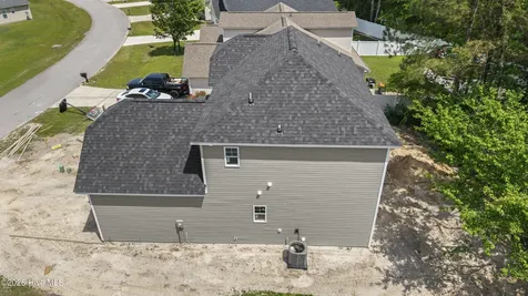 302 Hawks Bluff Drive New Bern NC 28560