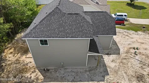302 Hawks Bluff Drive New Bern NC 28560