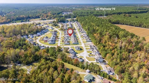 302 Hawks Bluff Drive New Bern NC 28560