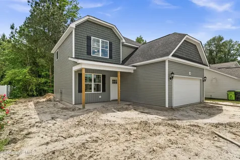 302 Hawks Bluff Drive New Bern NC 28560