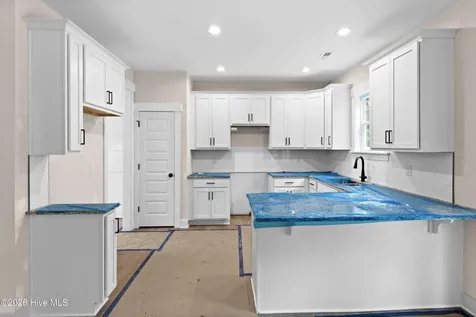 302 Hawks Bluff Drive New Bern NC 28560